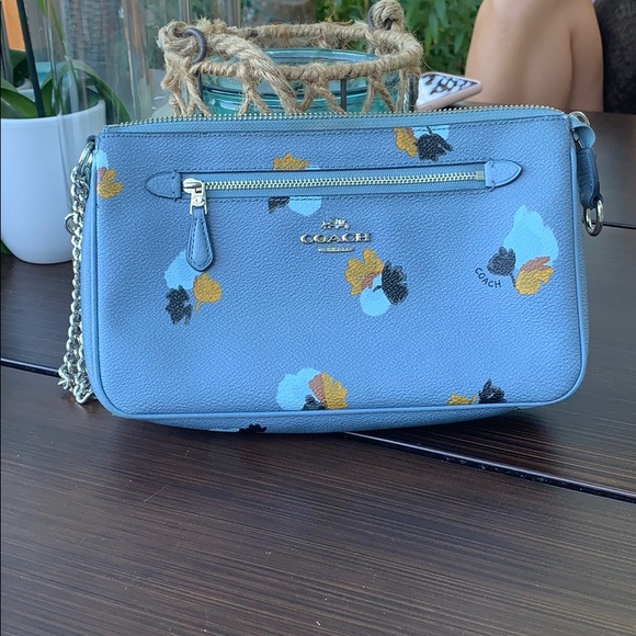 Coach Purse - Picture 2 of 4